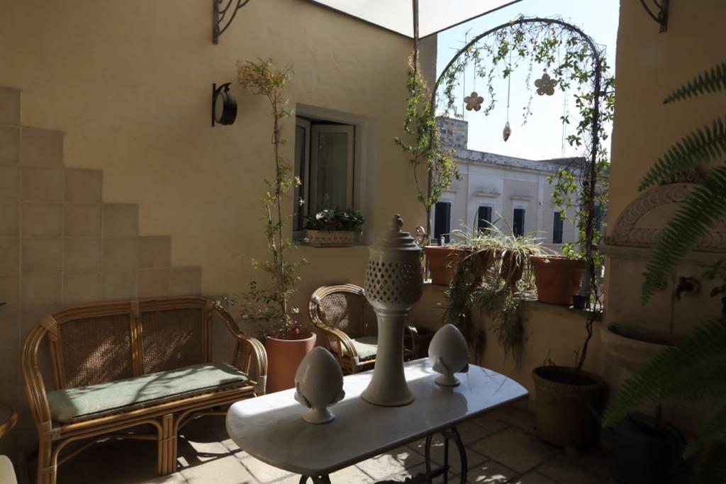 Antica Dimora Villa Della Lupa เลชเช ภายนอก รูปภาพ